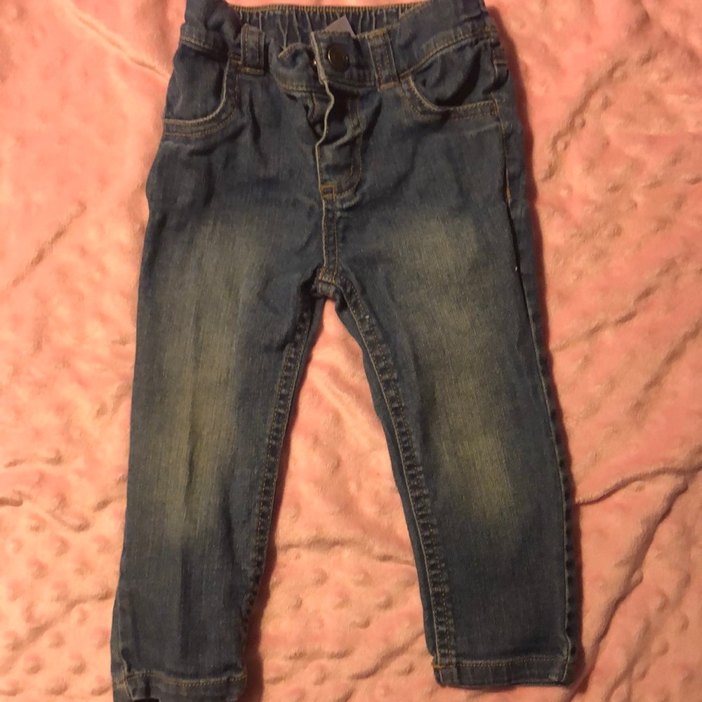 Carter’s jeans, 18 m
